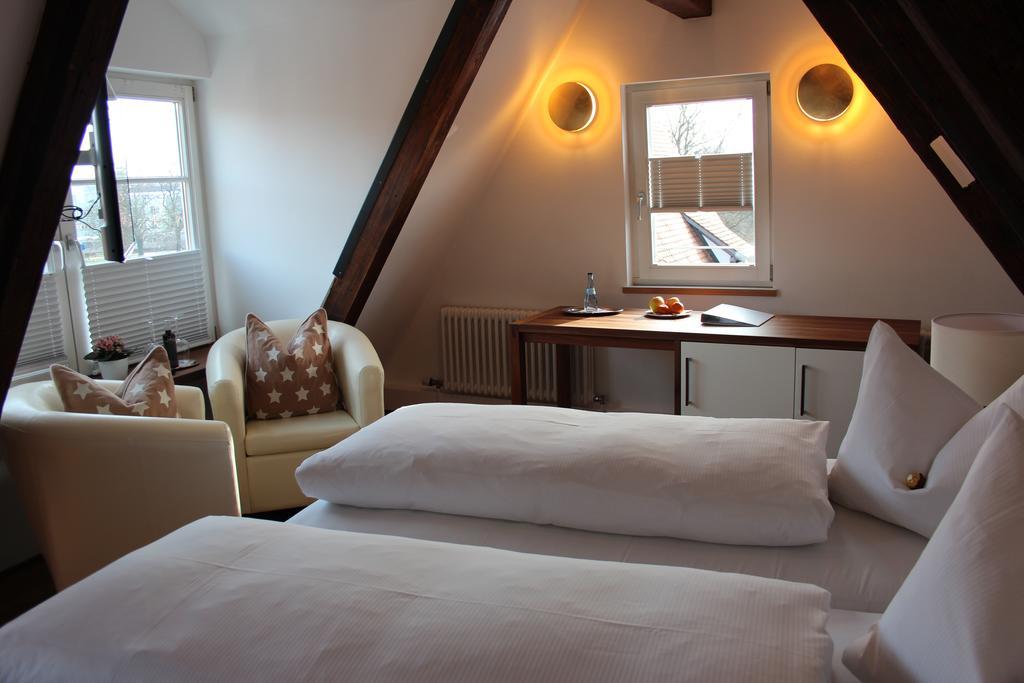 Hotel Schmales Haus Ulm Kamer foto
