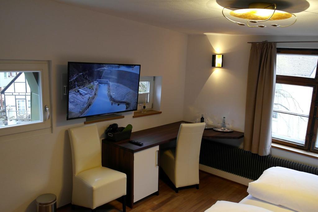 Hotel Schmales Haus Ulm Kamer foto