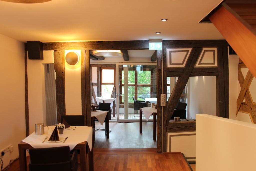 Hotel Schmales Haus Ulm Buitenkant foto