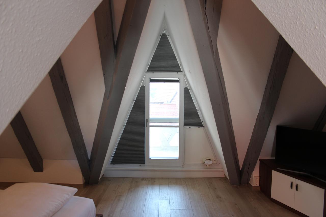 Hotel Schmales Haus Ulm Buitenkant foto